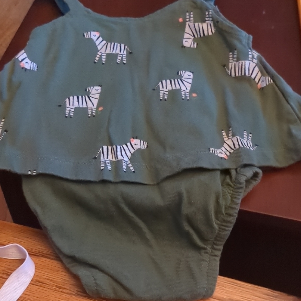 🦓Carter's Olive Zebra Print One Piece - Picture 8 of 11